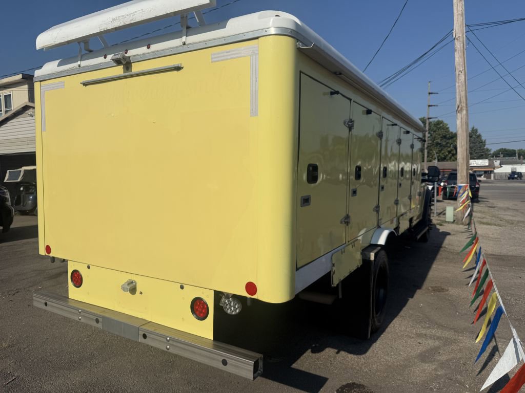 Used 2019 Ford F550 2WD Regular Cab Super Duty image 4