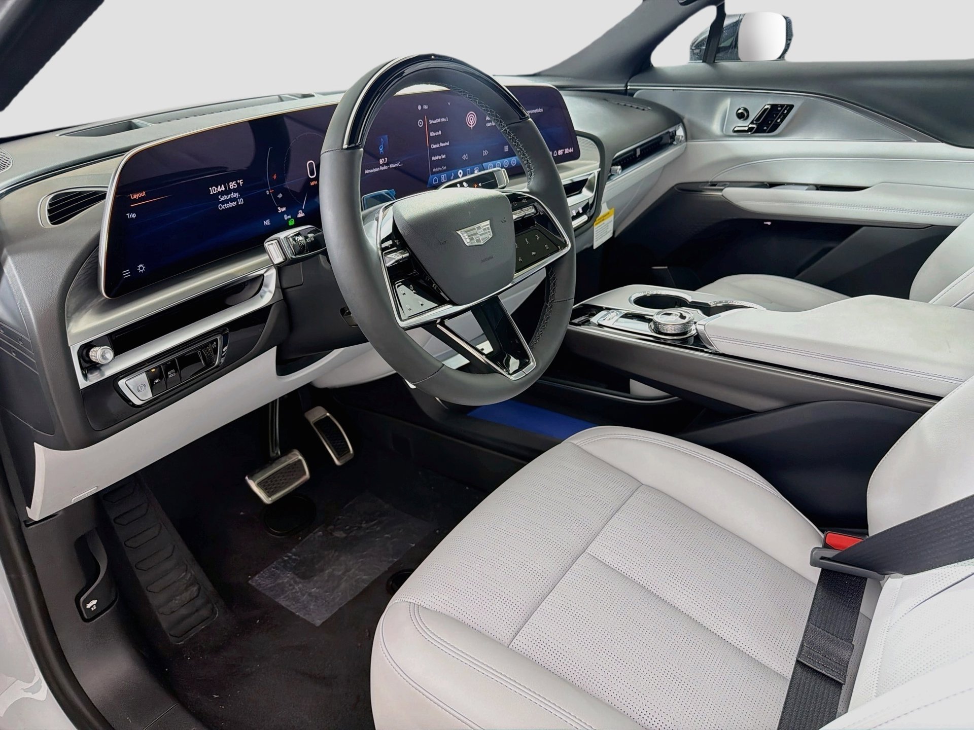 New 2027 Cadillac Lyriq Sport RWD image 25