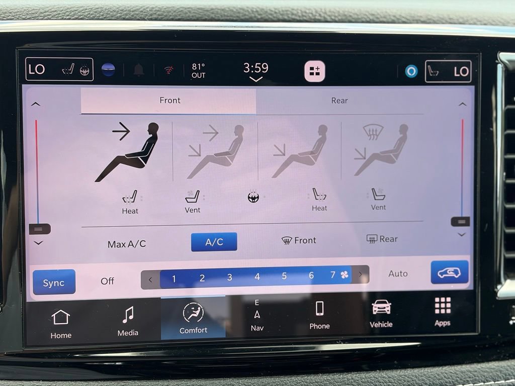 Certified 2025 Chrysler Pacifica Limited FWD image 38