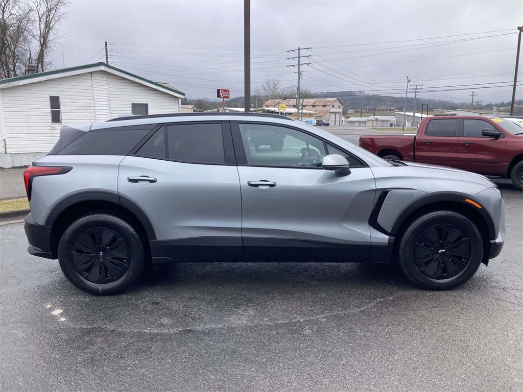New 2026 Chevrolet Blazer EV LT image 2