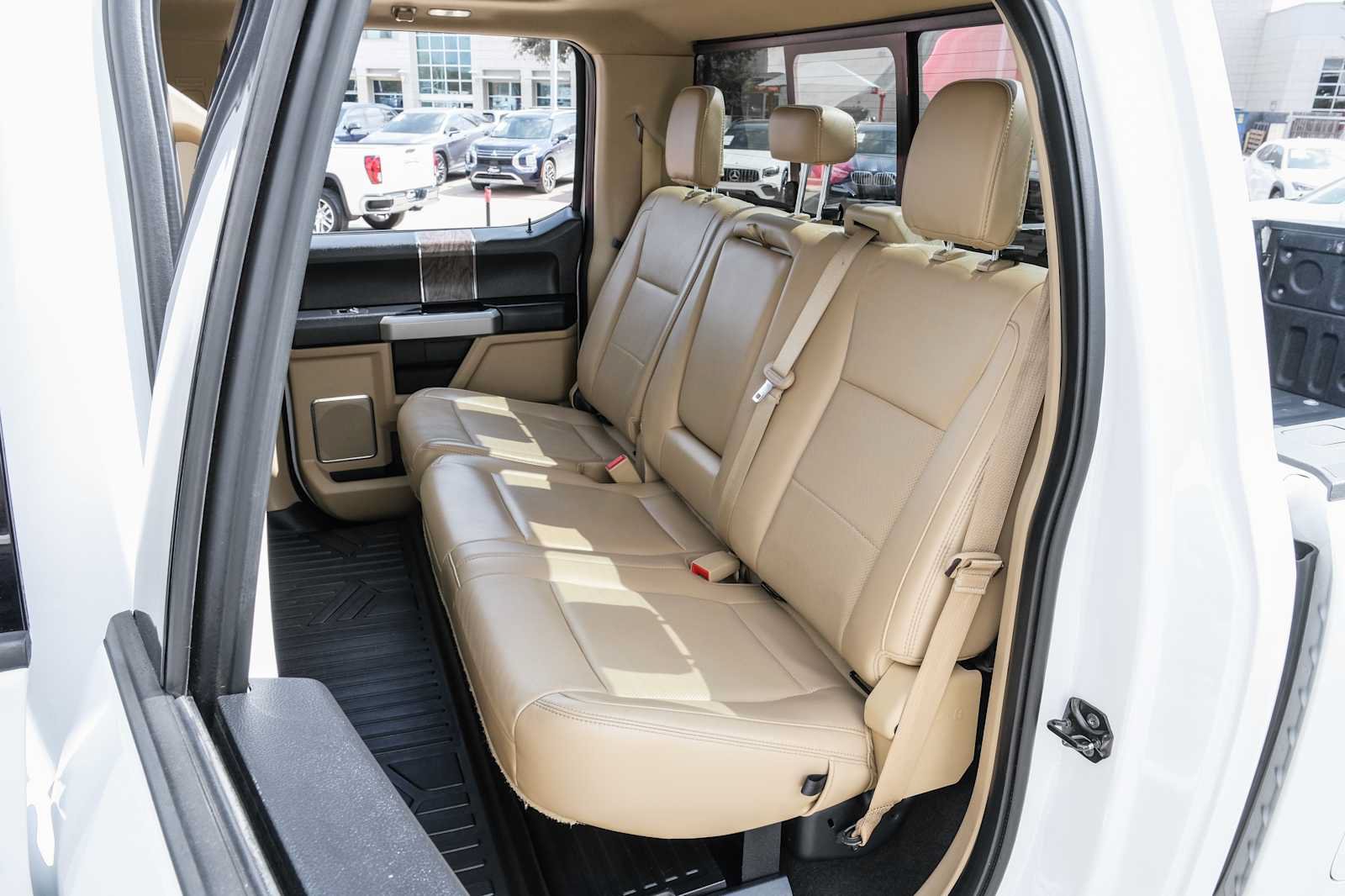 Used 2019 Ford F250 Lariat w/ Lariat Ultimate Package AWD/4WD image 33