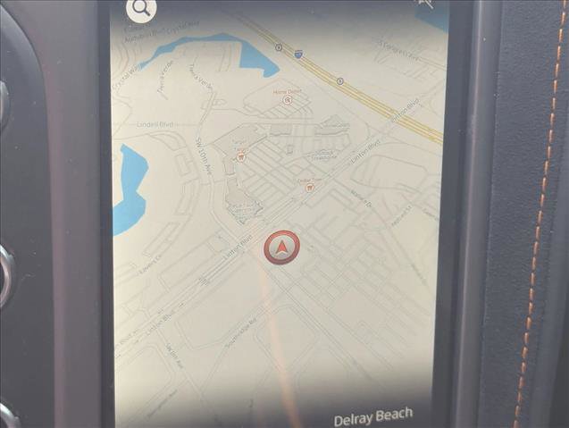 Used 2025 McLaren 750S image 15