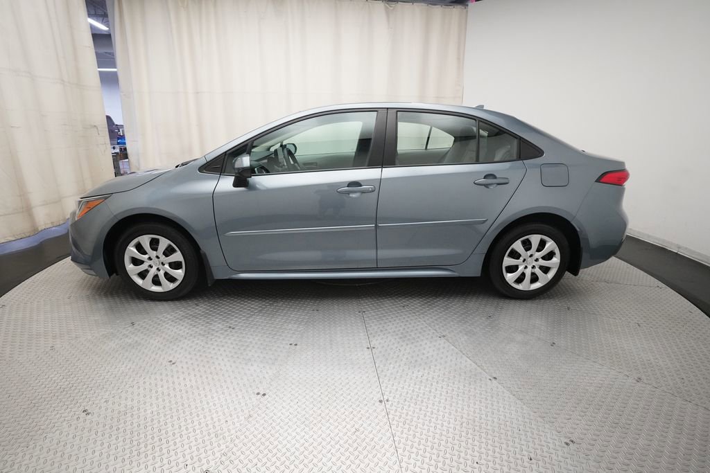 Used 2024 Toyota Corolla LE FWD image 23
