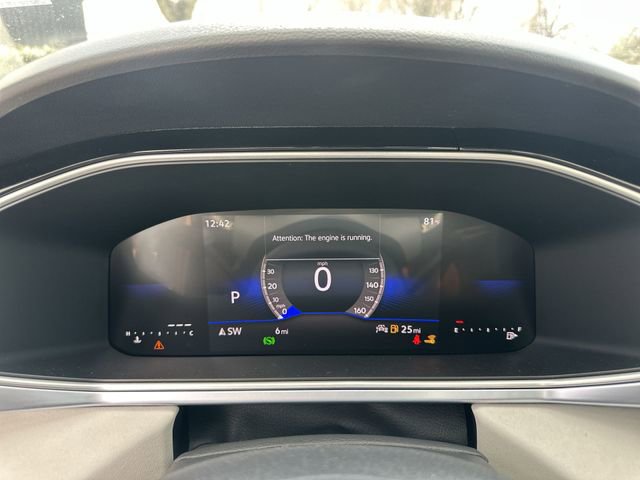 New 2026 Volkswagen Taos SE image 19