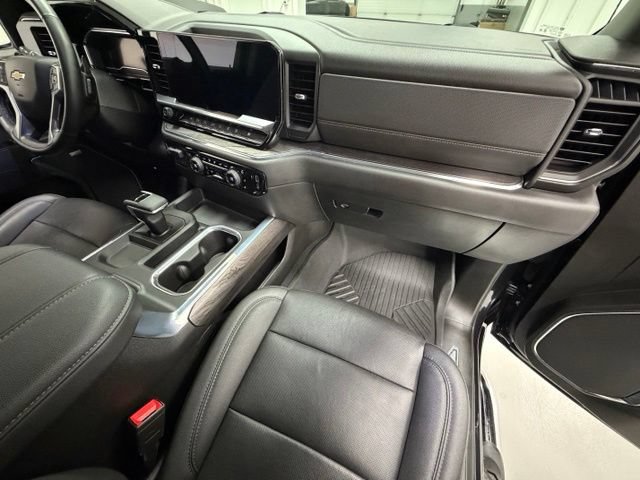 Certified 2023 Chevrolet Silverado 1500 LTZ AWD/4WD image 28