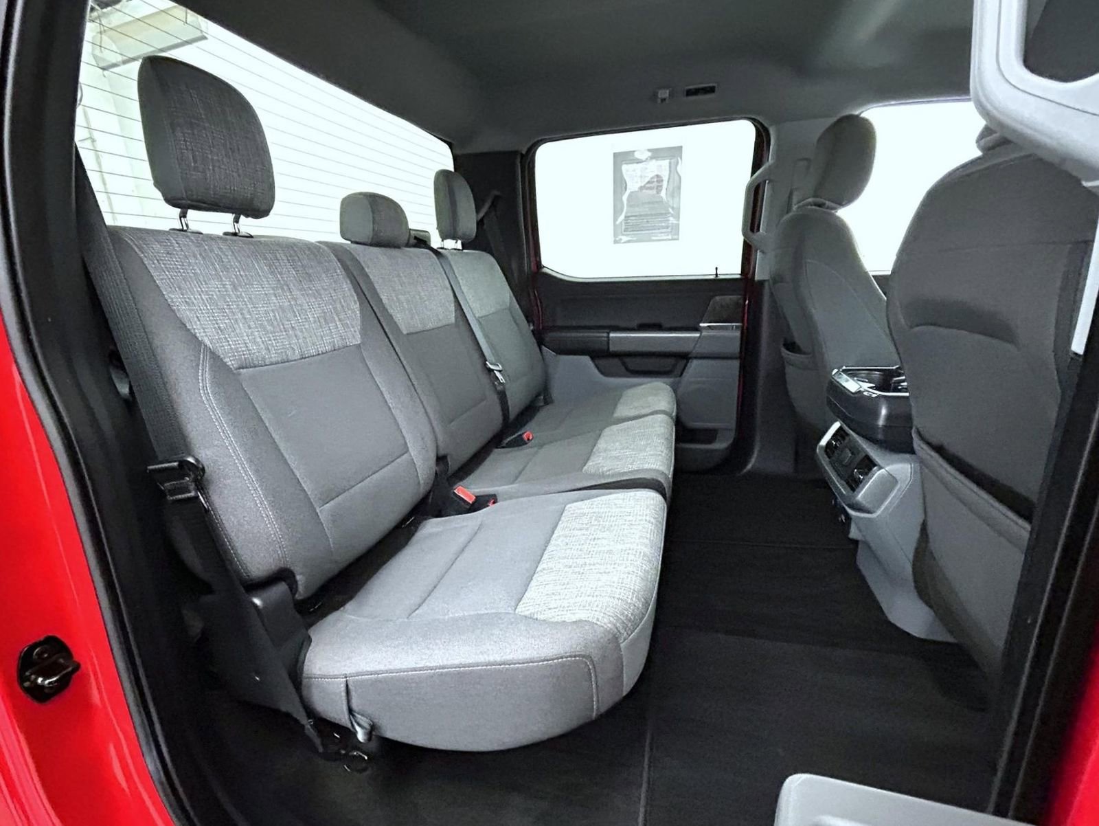 Used 2022 Ford F150 XLT w/ Equipment Group 302A High image 18