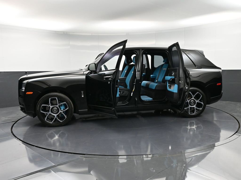 Certified 2024 Rolls-Royce Cullinan Black Badge w/ Driver's Package image 42
