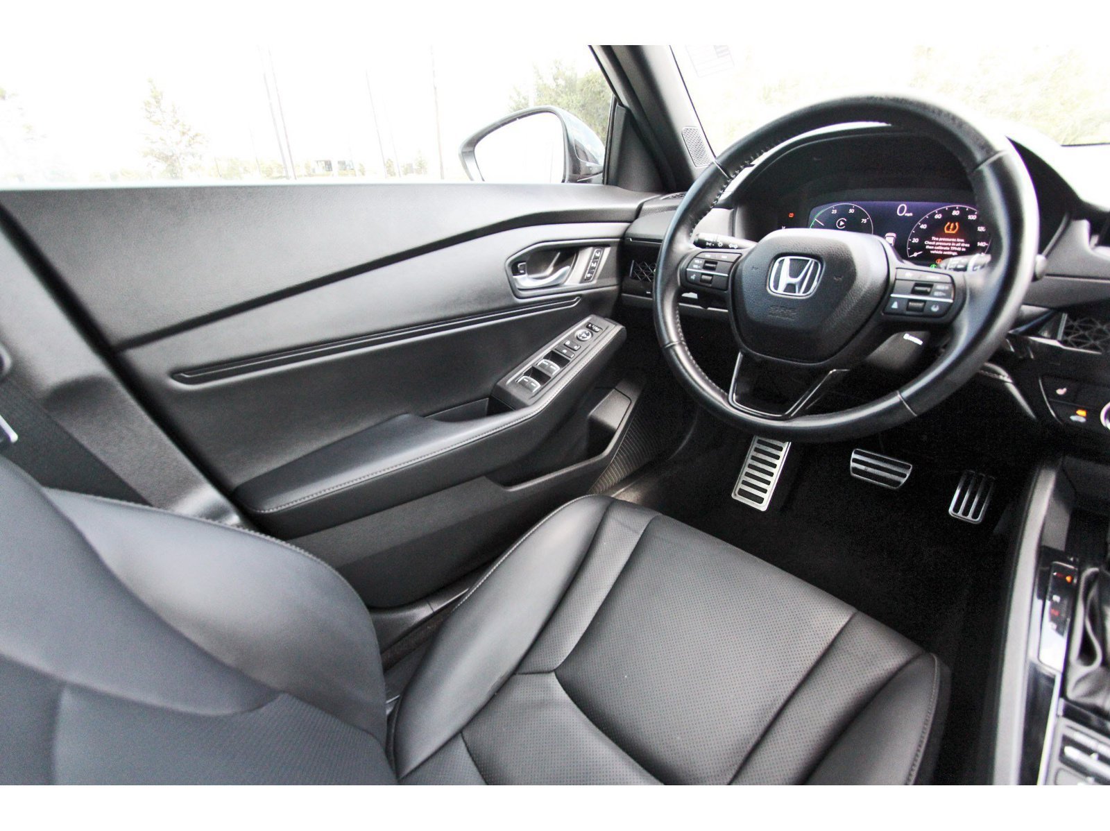 Used 2025 Honda Accord Sport image 9