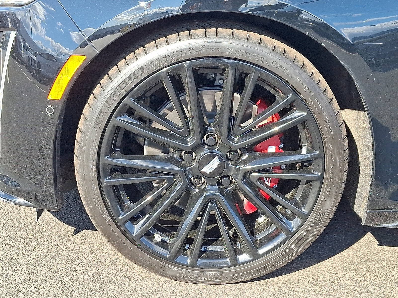 Certified 2023 Cadillac CT5 V w/ Premium Package AWD/4WD image 10