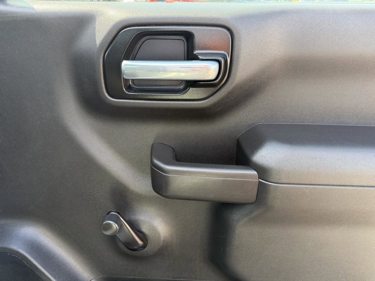 Used 2021 Chevrolet Silverado 1500 W/T RWD image 21