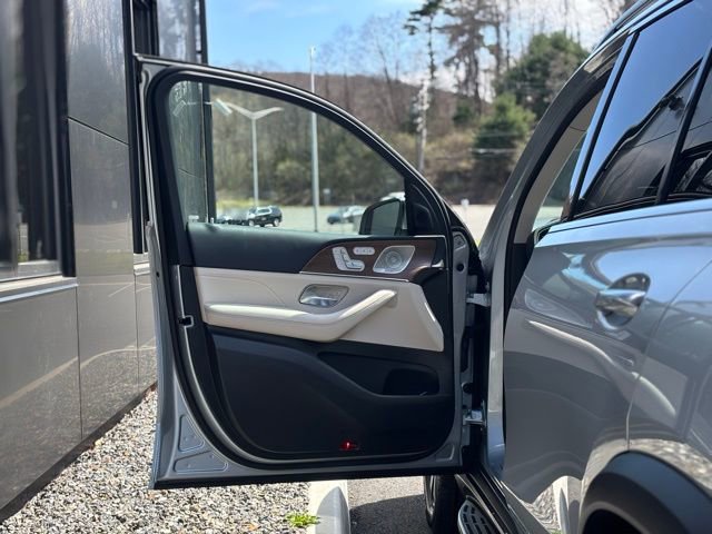 Used 2025 Mercedes-Benz GLE 450 4MATIC image 18