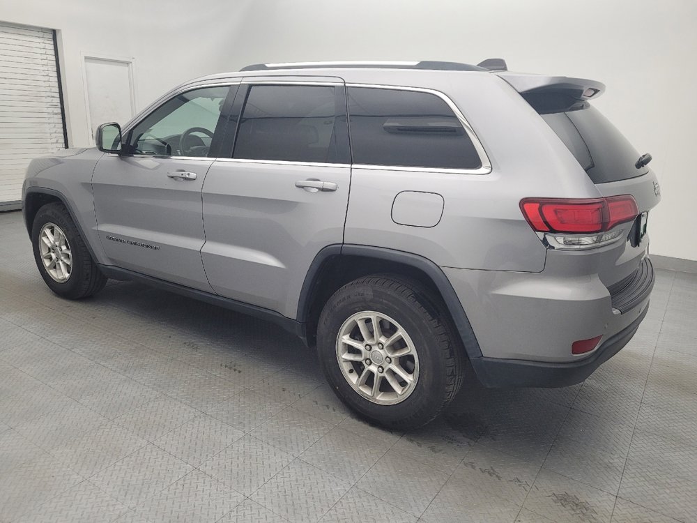 Used 2020 Jeep Grand Cherokee Laredo RWD image 3