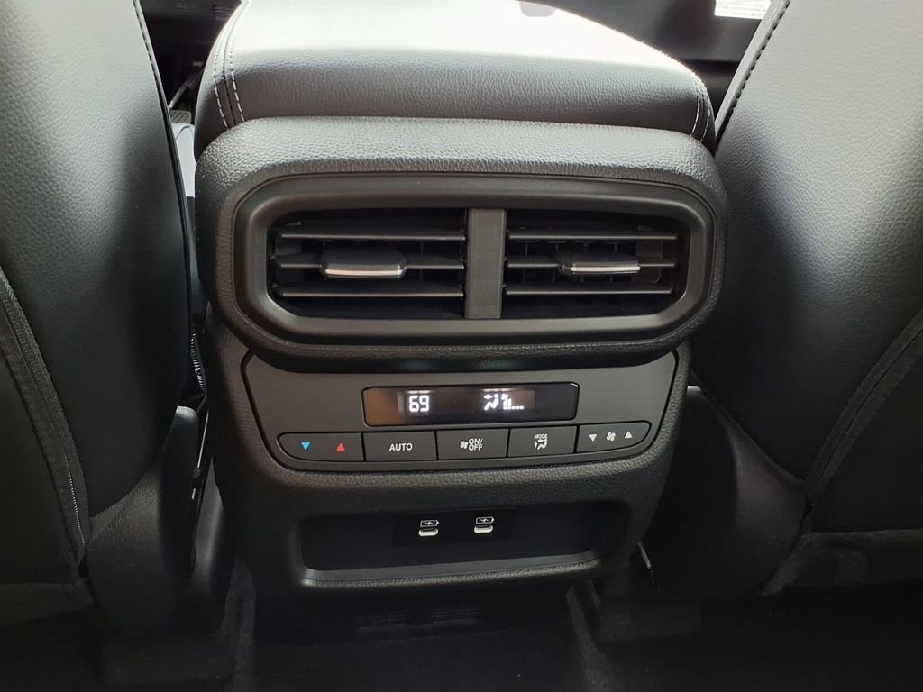 New 2026 Honda Pilot Touring image 24