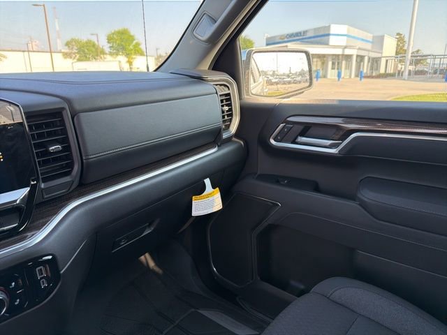 New 2025 Chevrolet Silverado 1500 LT w/ Safety Package image 20