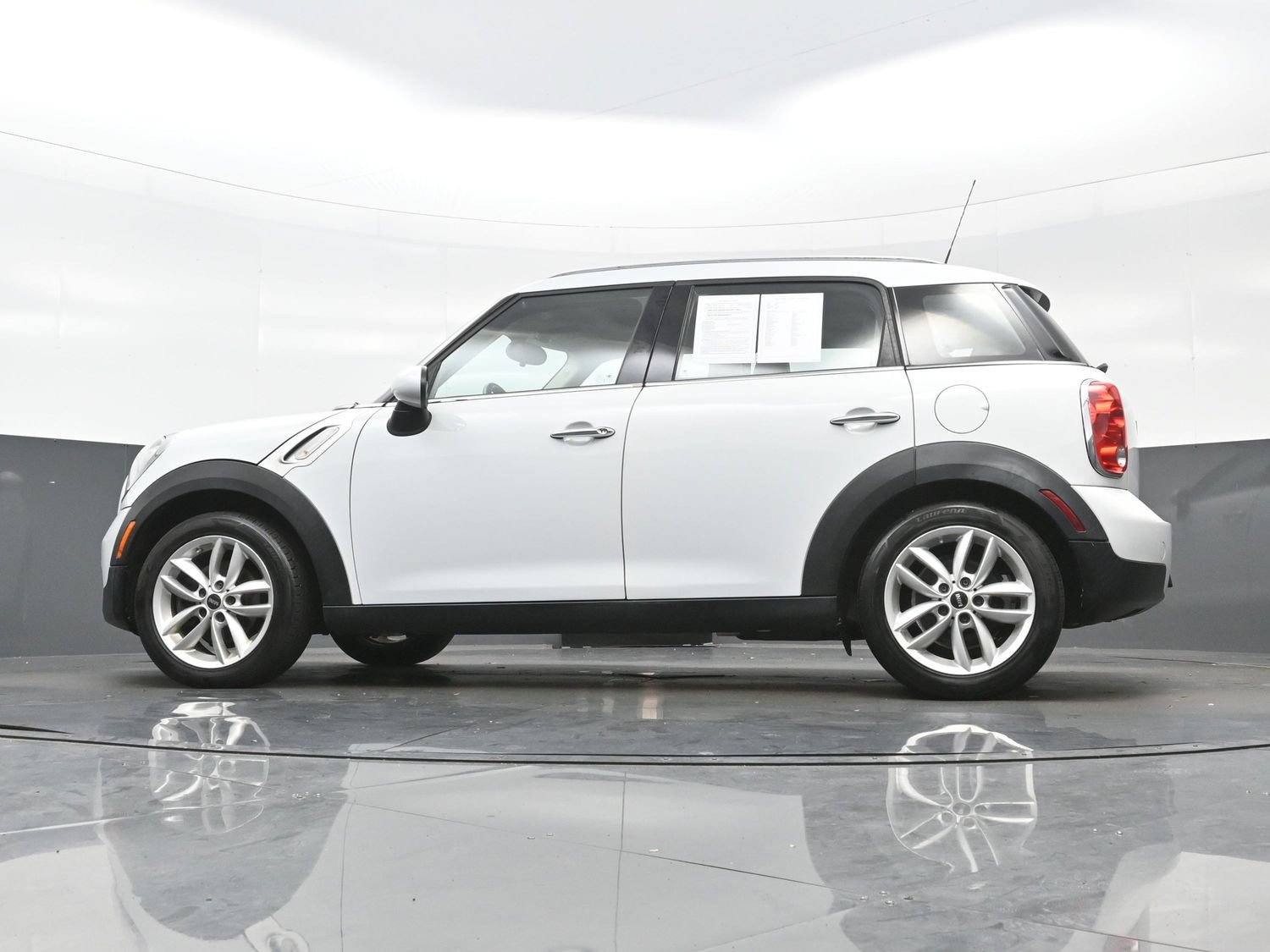 Used 2012 MINI Cooper Countryman FWD image 26
