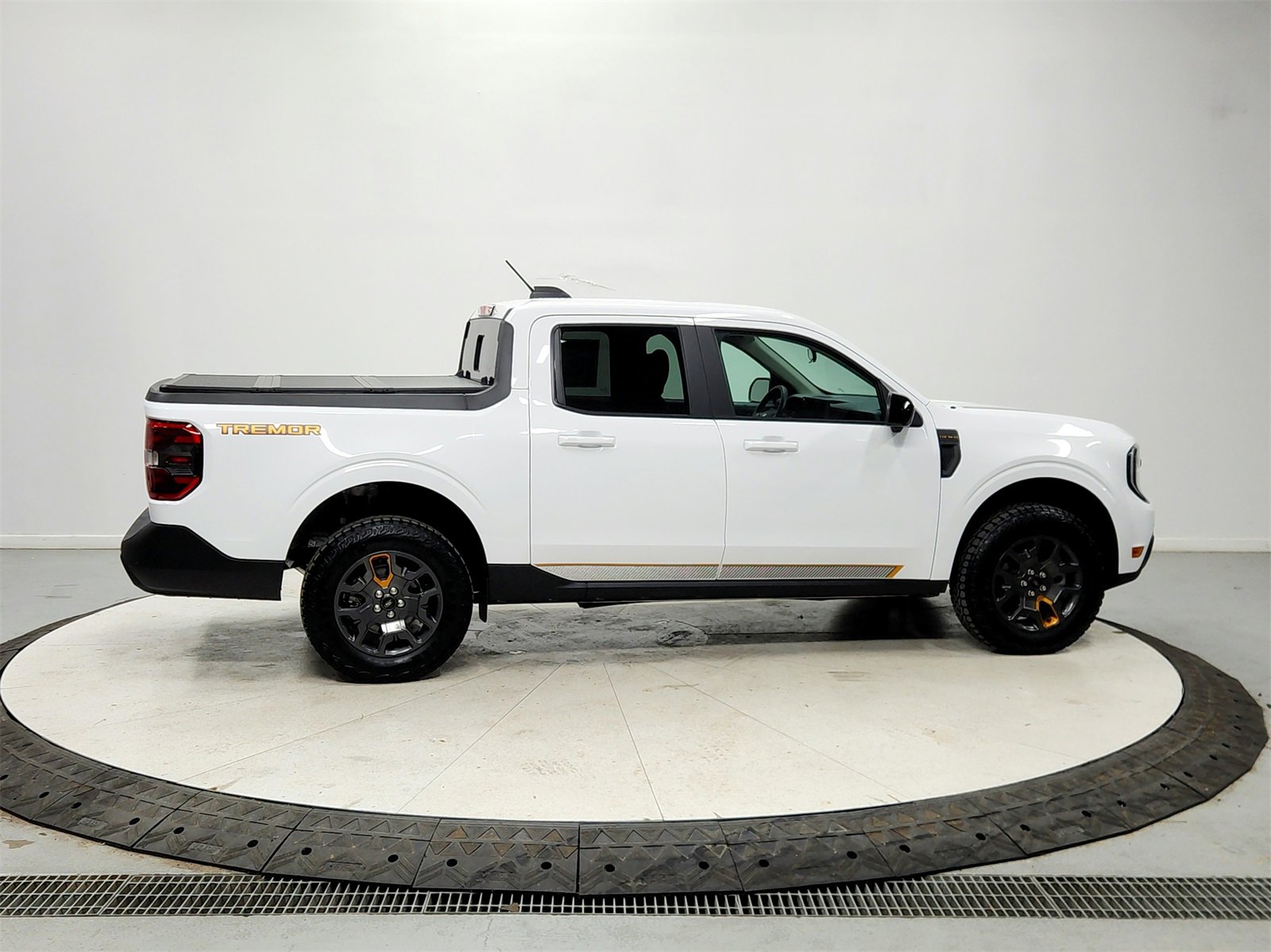 Used 2025 Ford Maverick Tremor image 8