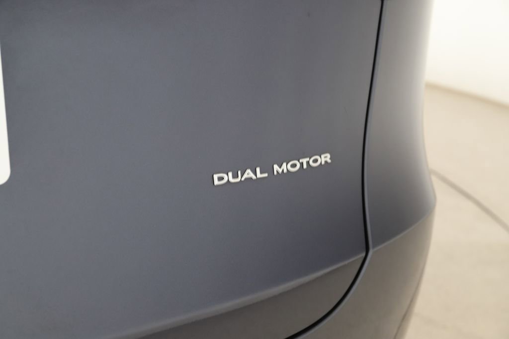 Used 2023 Tesla Model Y Long Range image 32