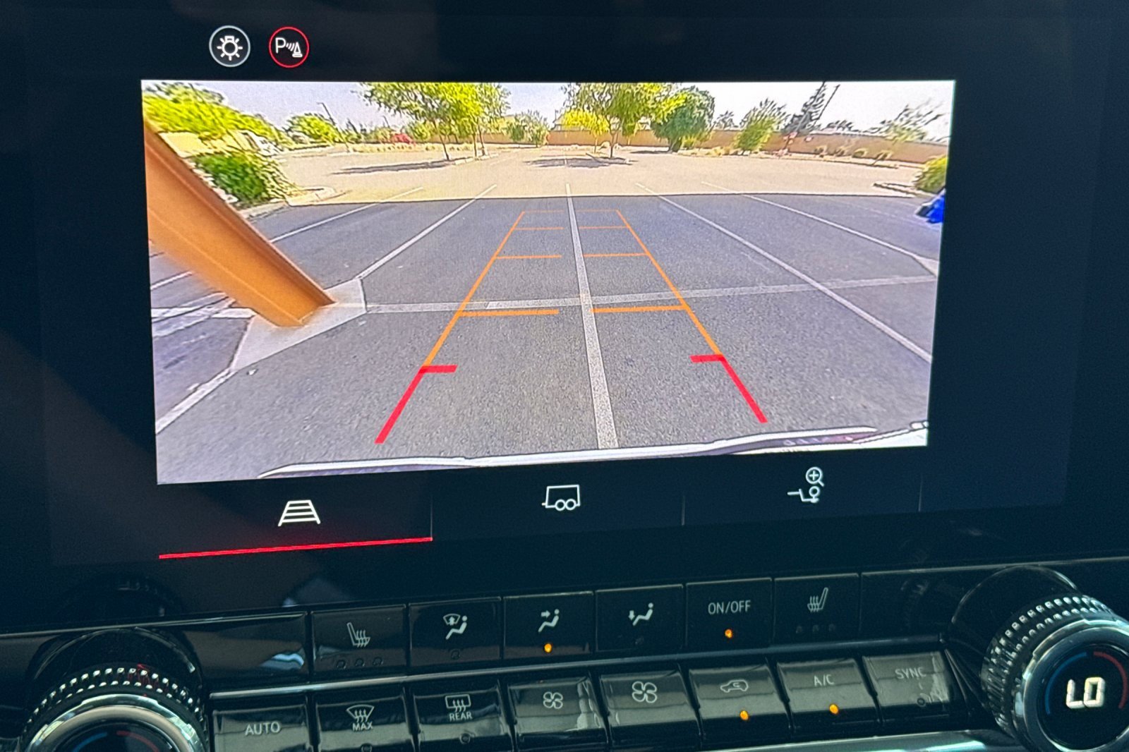 New 2025 GMC Canyon Elevation w/ Convenience Package image 20