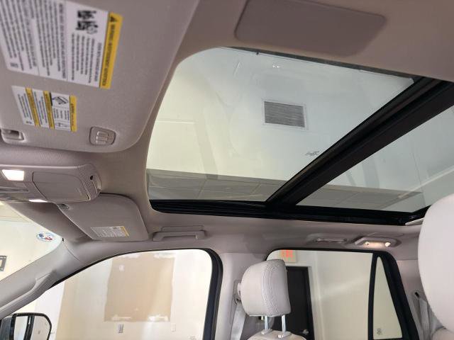 Certified 2024 Ford Expedition Max Platinum image 21