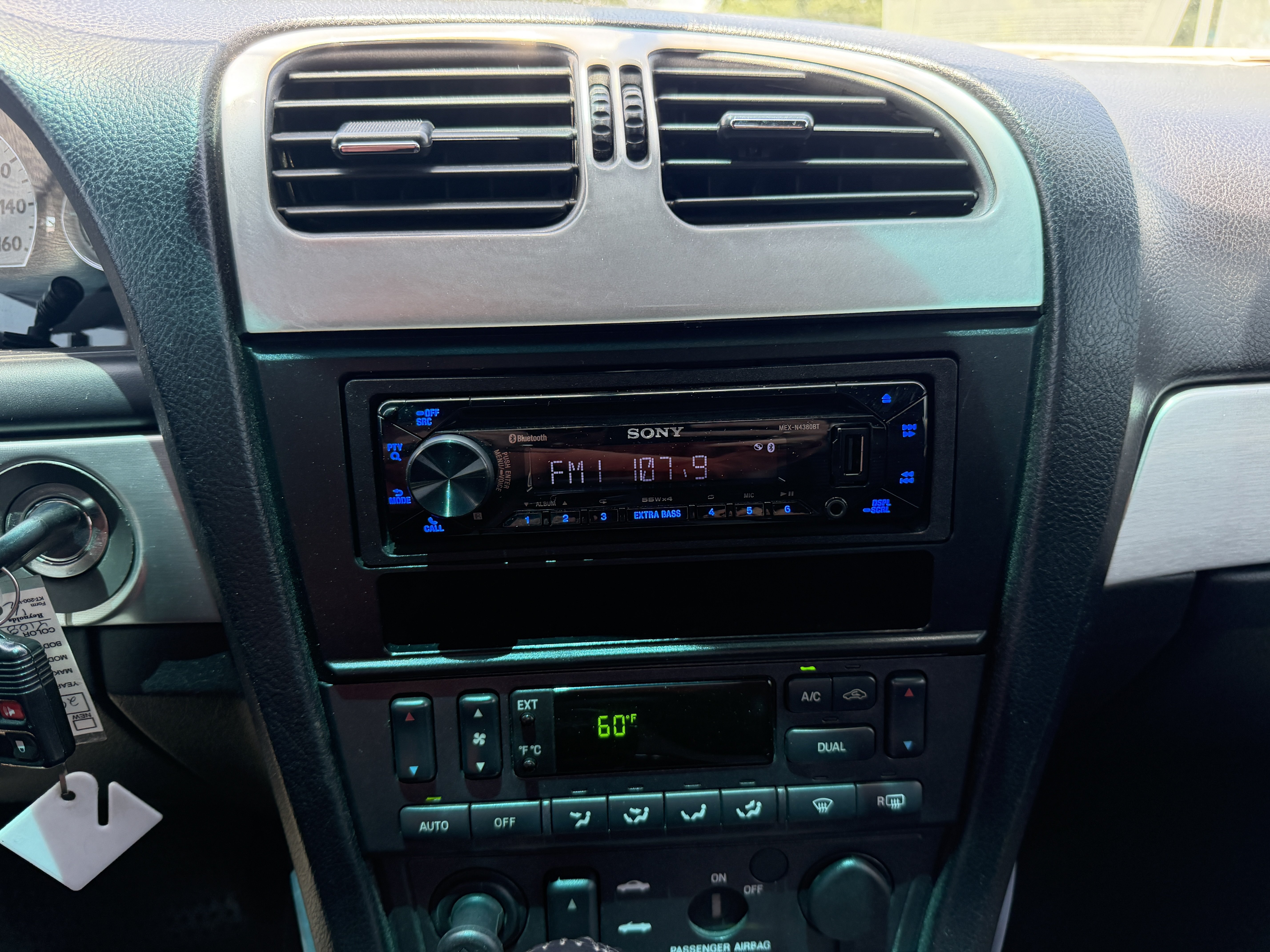 Used 2003 Ford Thunderbird RWD image 22
