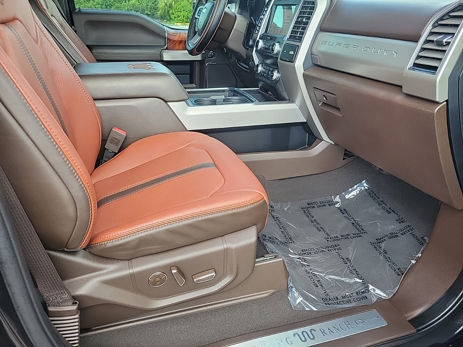 Used 2019 Ford F250 King Ranch w/ King Ranch Ultimate Package AWD/4WD image 17