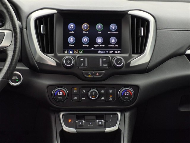 Used 2024 GMC Terrain SLE w/ Driver Convenience Package image 26