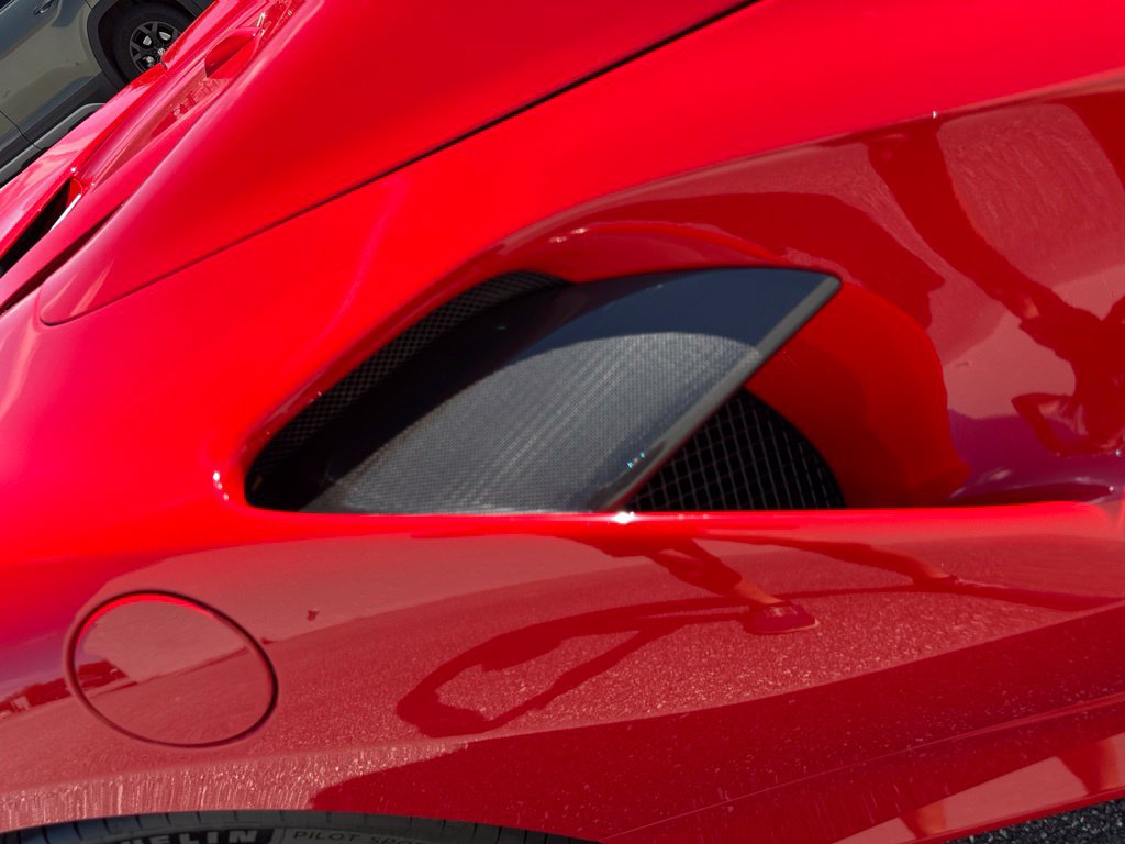 Used 2018 Ferrari 488 Spider RWD image 20