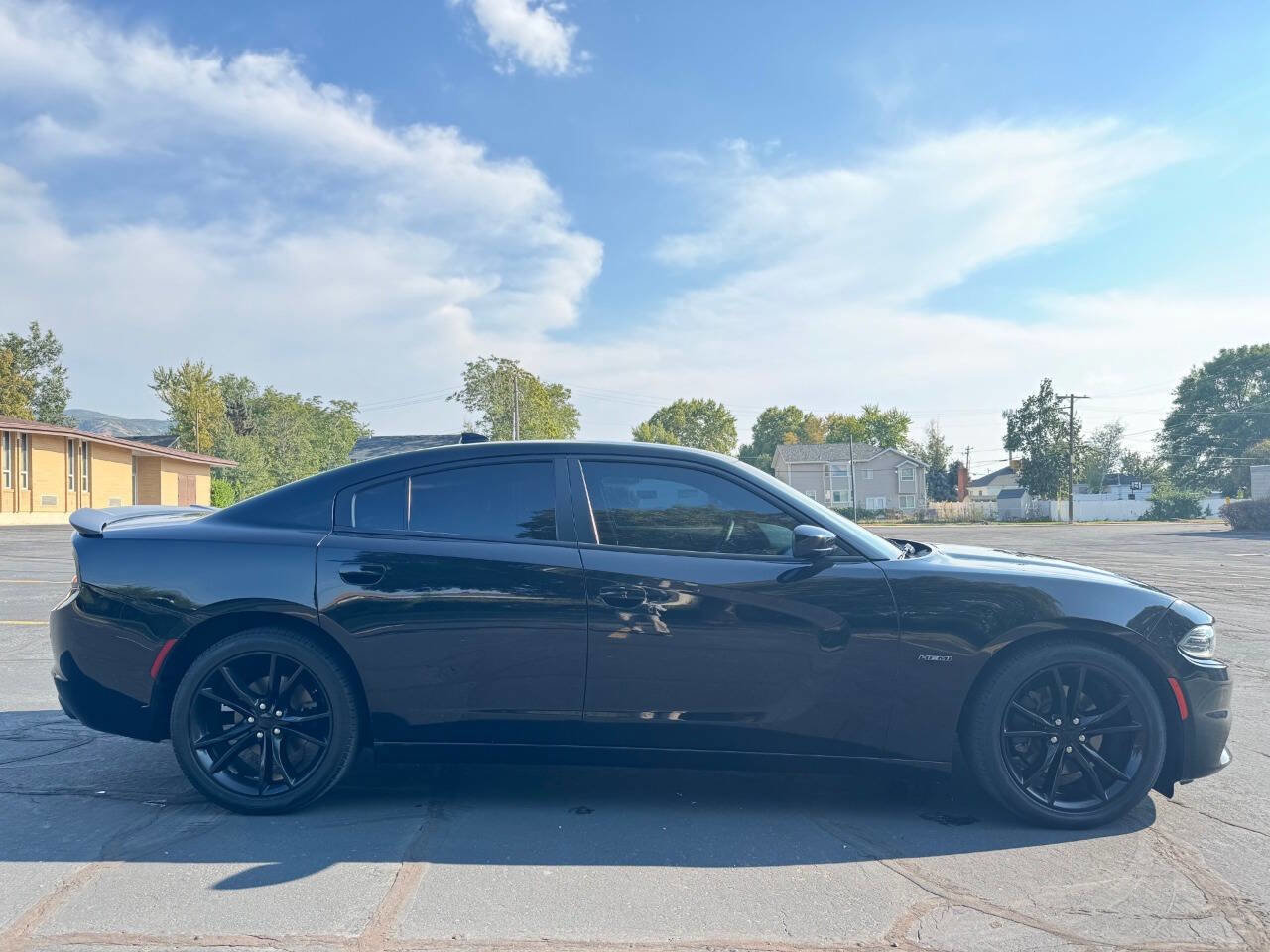 Used 2016 Dodge Charger R/T w/ Plus Group image 4