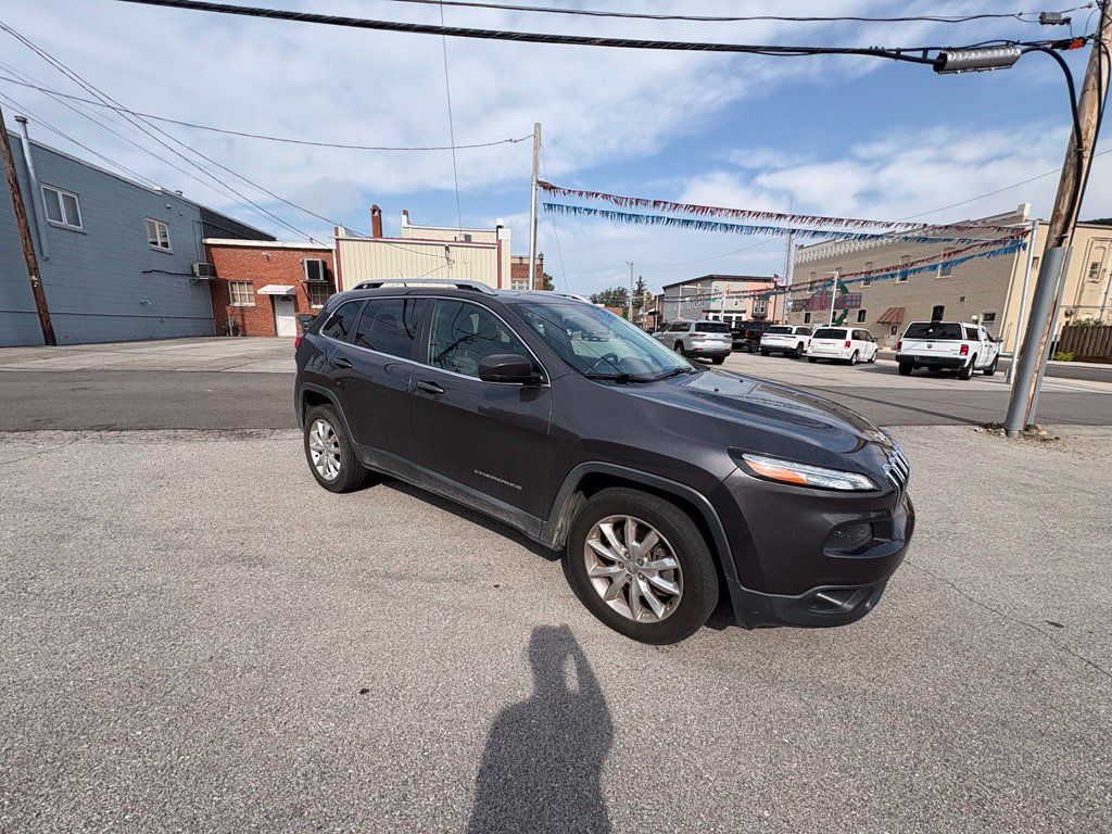 Used 2014 Jeep Cherokee Limited AWD/4WD image 7