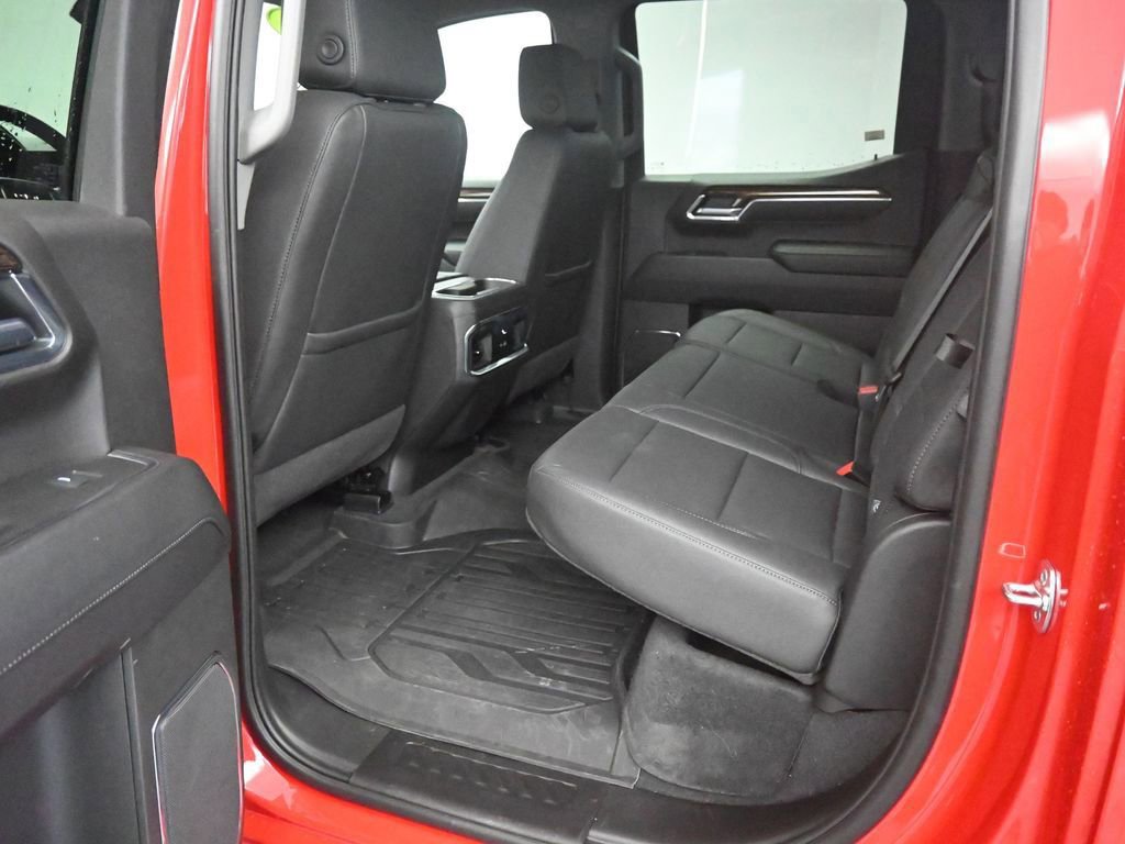 Used 2025 GMC Sierra 1500 Elevation w/ Elevation Premium Package image 18