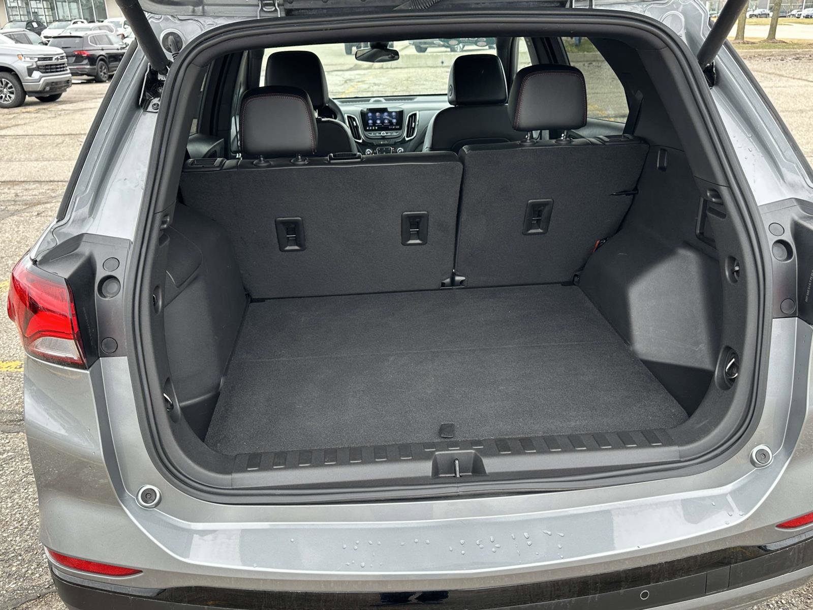 Certified 2024 Chevrolet Equinox RS w/ RS Leather Package image 11