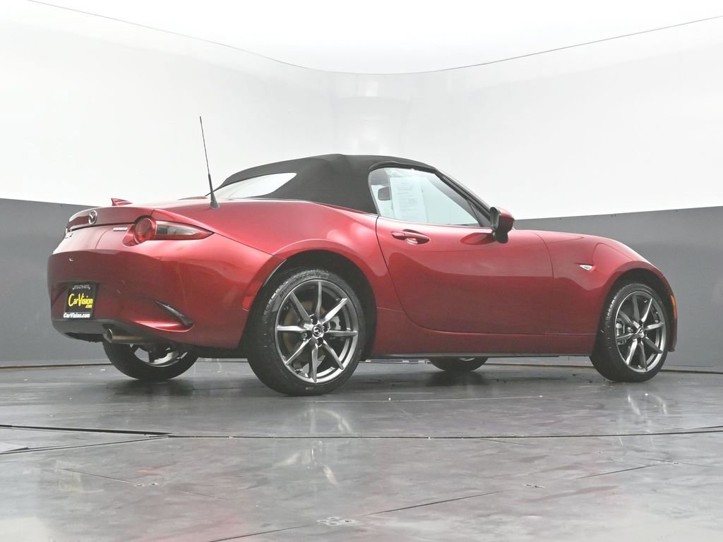 Used 2021 MAZDA MX-5 Miata Grand Touring RWD image 39