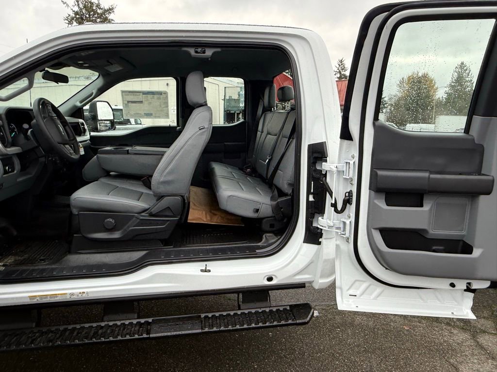 New 2026 Ford F450 XL AWD/4WD image 17