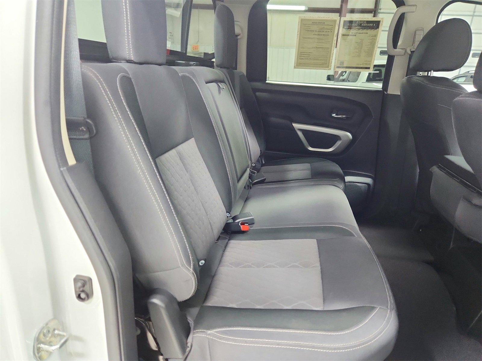 Used 2023 Nissan Titan SV image 34