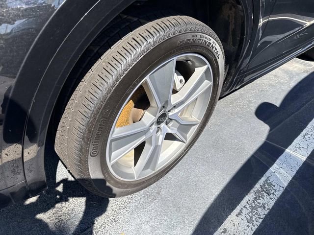 Used 2025 Audi Q5 2.0T Premium image 12