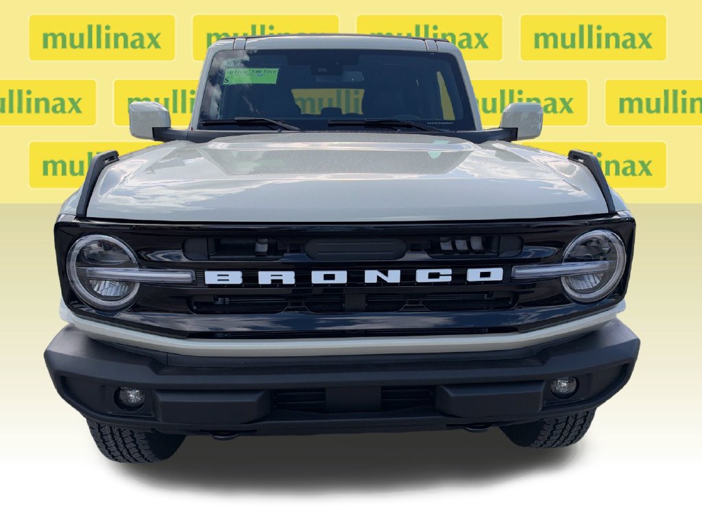 New 2026 Ford Bronco Outer Banks AWD/4WD image 12