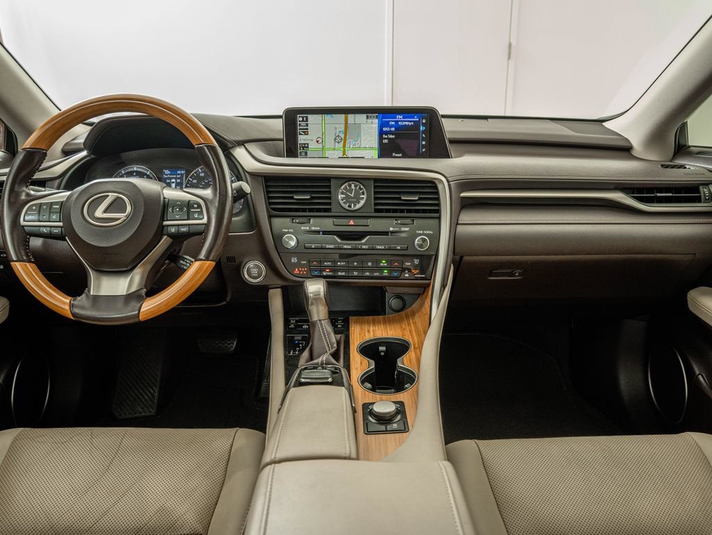 Used 2018 Lexus RX 350L FWD image 30