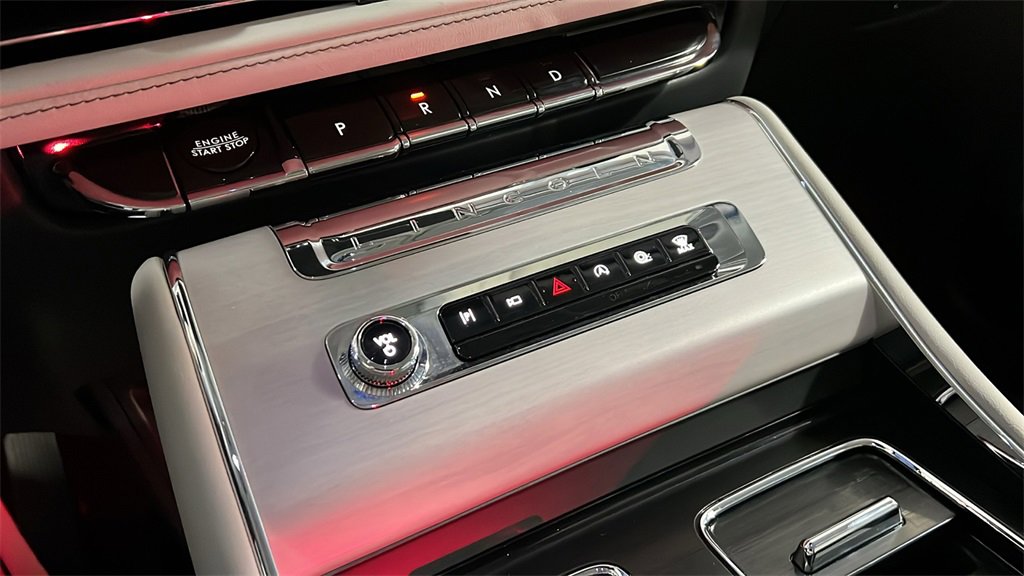 Used 2025 Lincoln Aviator Reserve w/ Illumination Package image 22