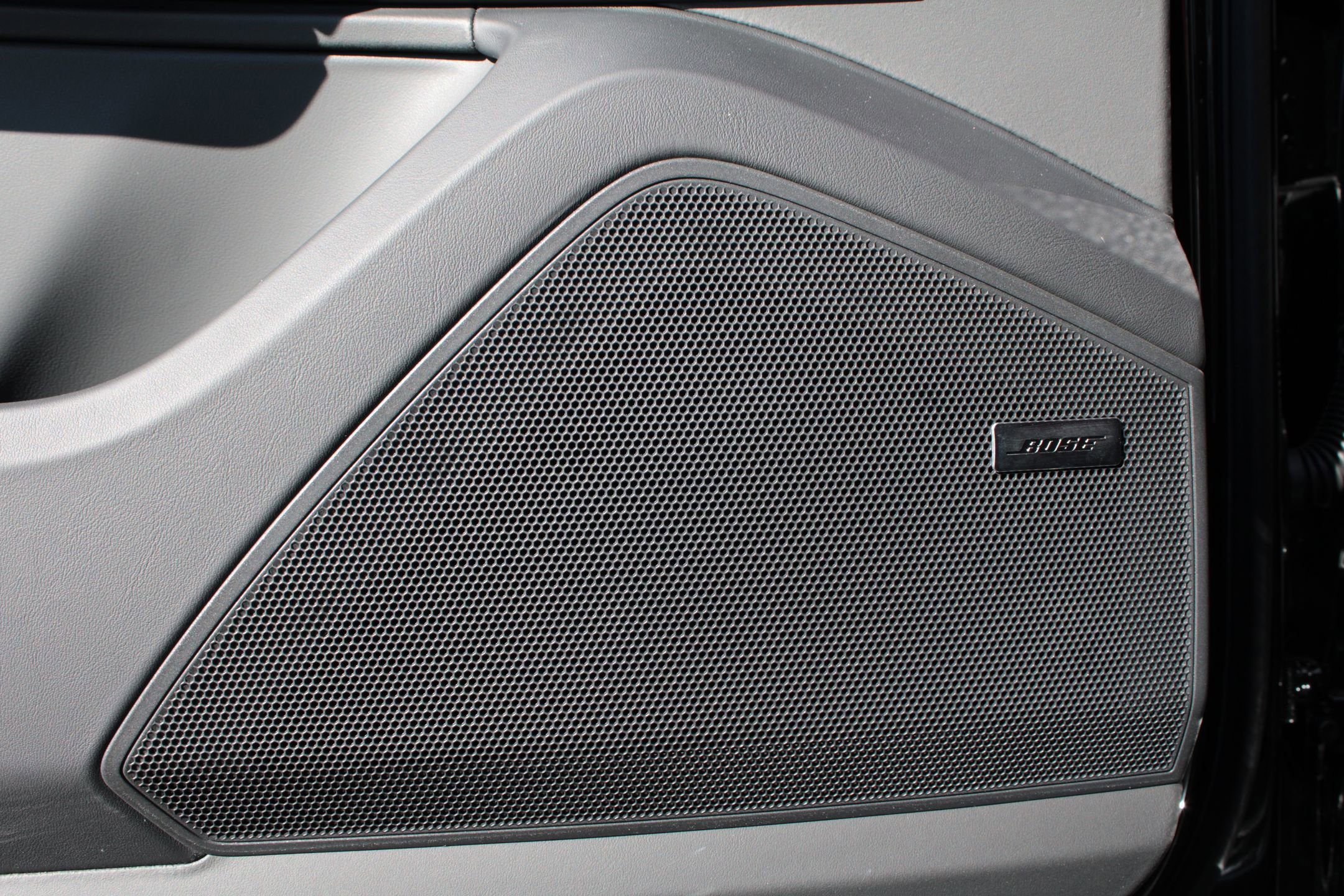 New 2026 Porsche Cayenne image 14