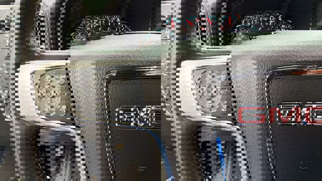 Used 2018 GMC Sierra 1500 SLT image 24