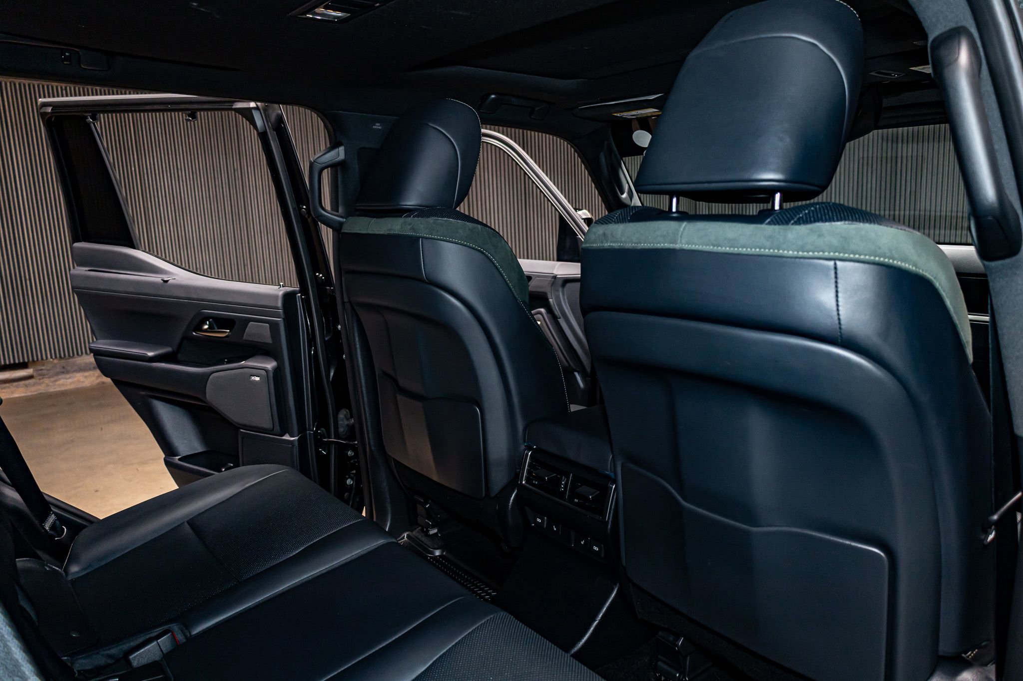 Used 2024 Lexus GX 550 image 22