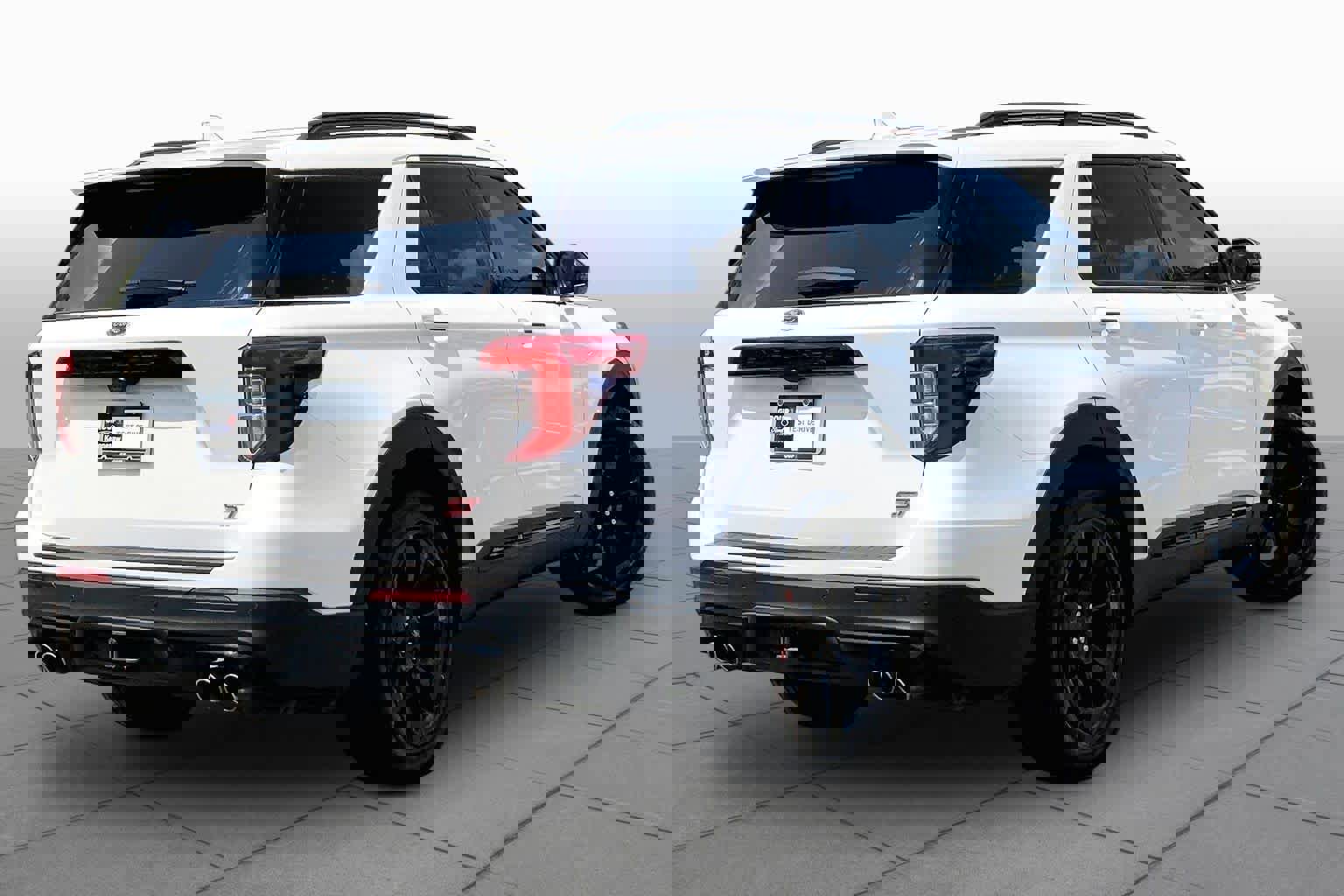 Used 2023 Ford Explorer ST w/ Equipment Group 401A AWD/4WD image 13