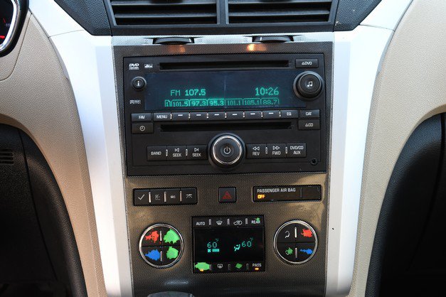 Used 2012 Chevrolet Traverse LTZ AWD/4WD image 21