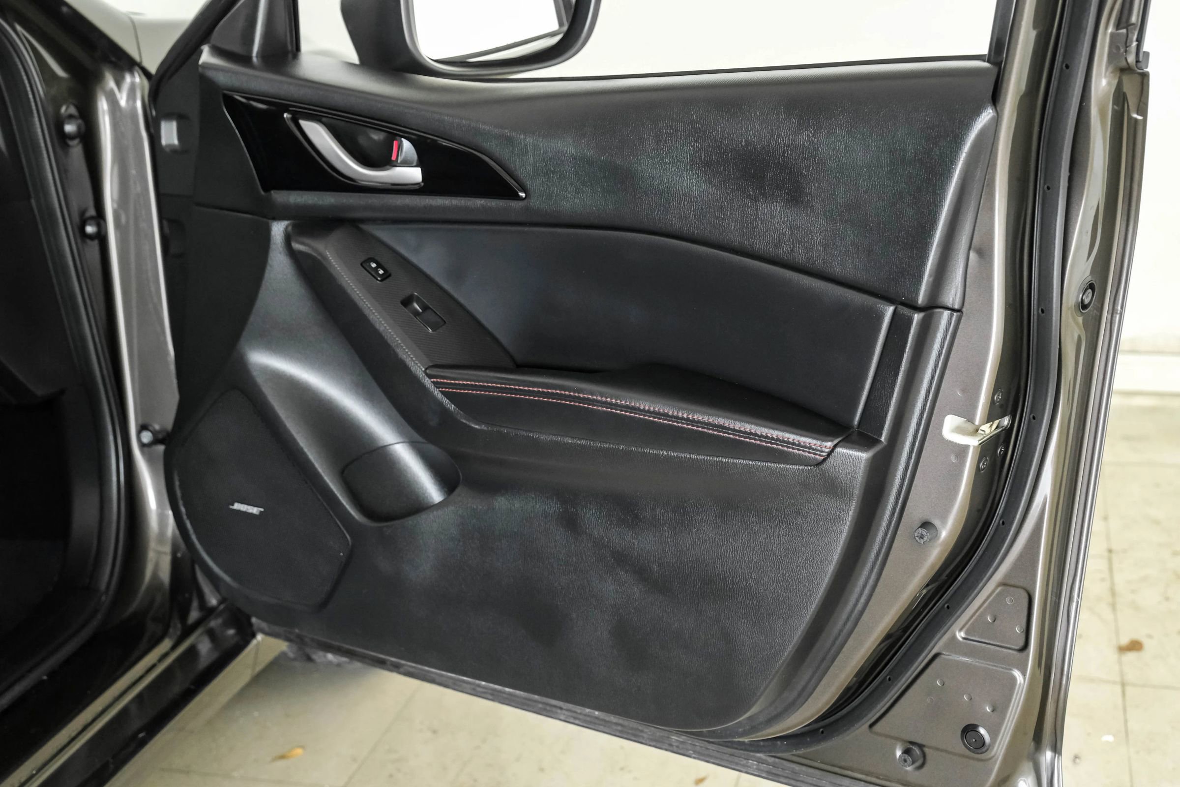 Used 2014 MAZDA MAZDA3 i Grand Touring FWD image 39