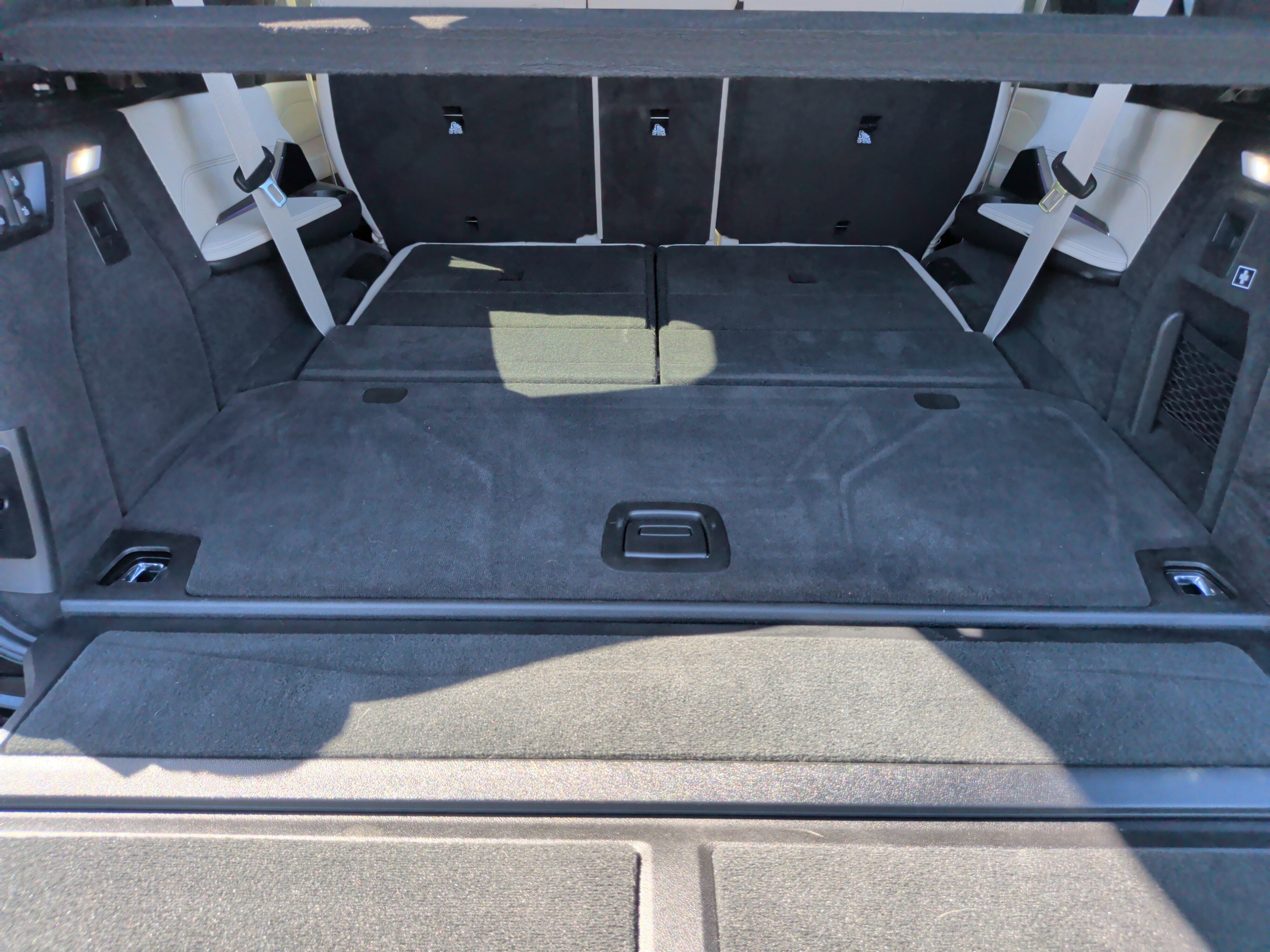 Certified 2024 BMW X7 M60i w/ Executive Package image 46