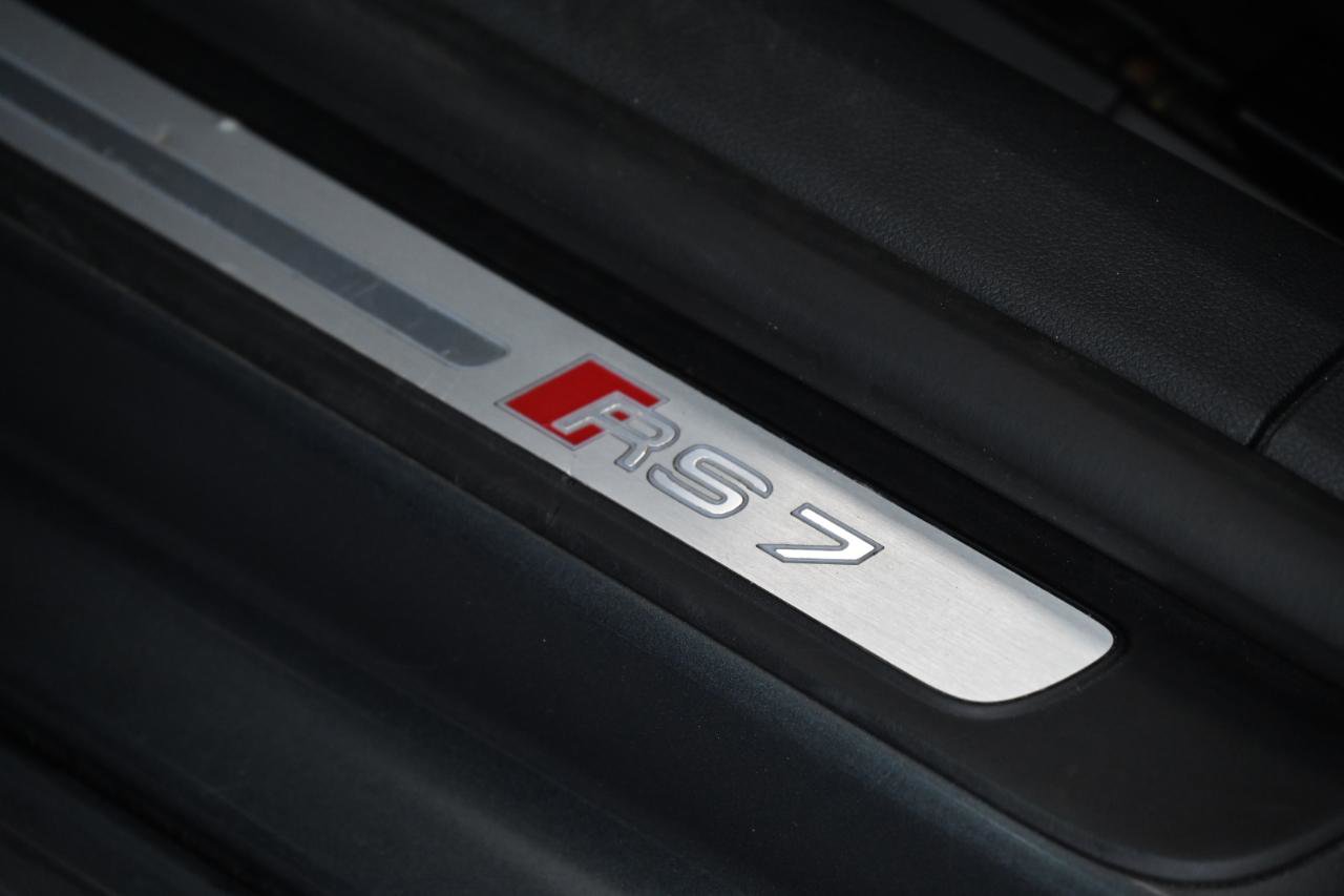 Used 2016 Audi RS 7 Performance AWD/4WD image 23