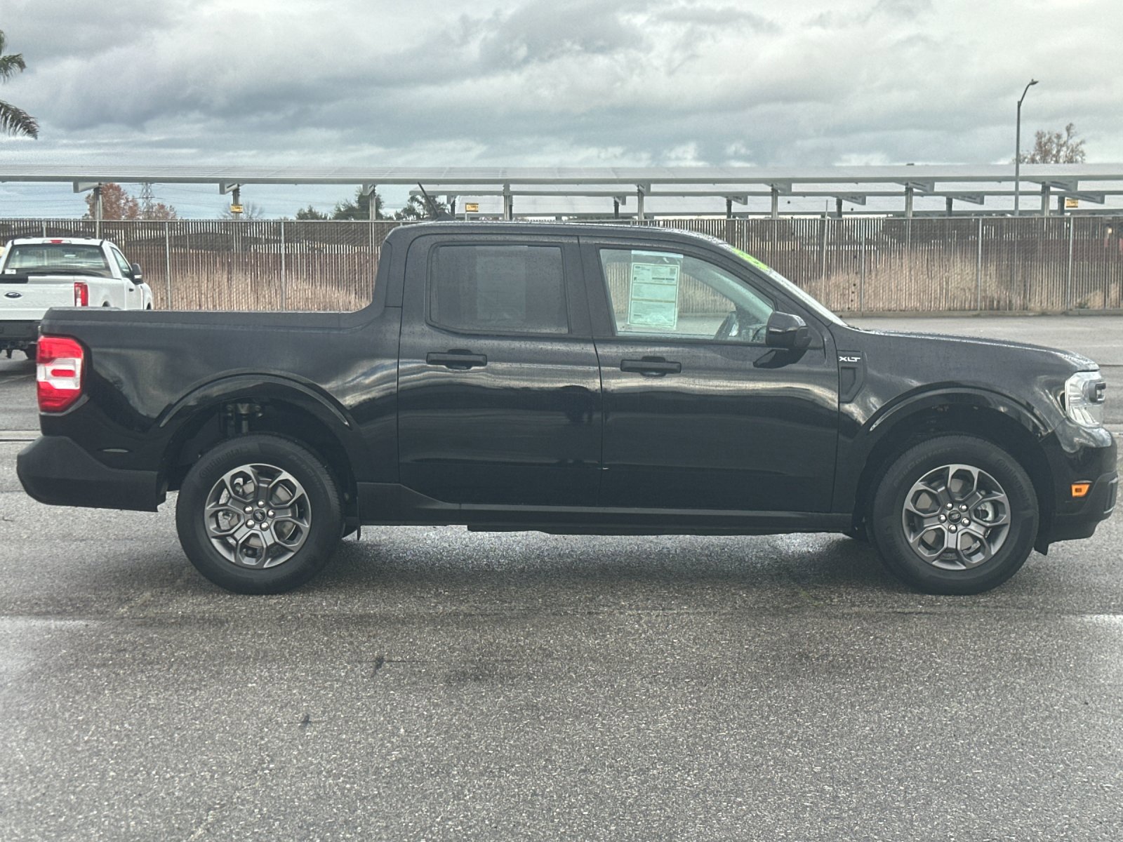 Certified 2023 Ford Maverick XLT w/ XLT Luxury Package image 3