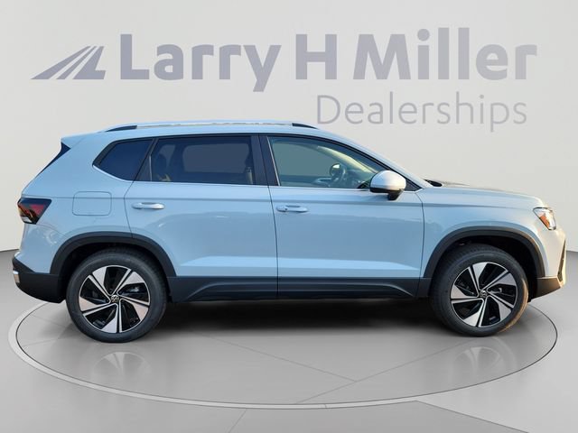 New 2026 Volkswagen Taos SE AWD/4WD image 6