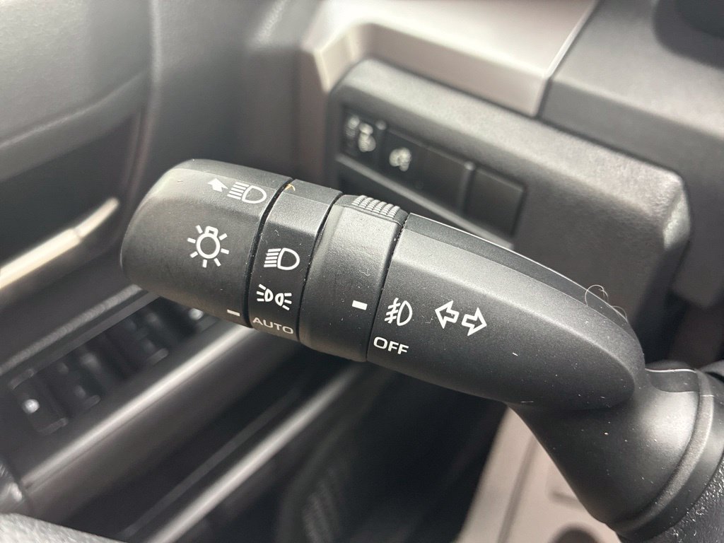 Used 2024 Toyota Tacoma TRD Off-Road AWD/4WD image 28