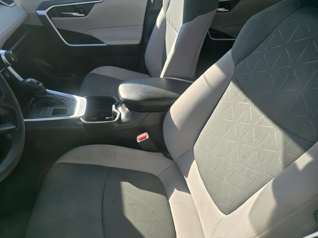 Certified 2022 Toyota RAV4 XLE w/ Convenience Package AWD/4WD image 23